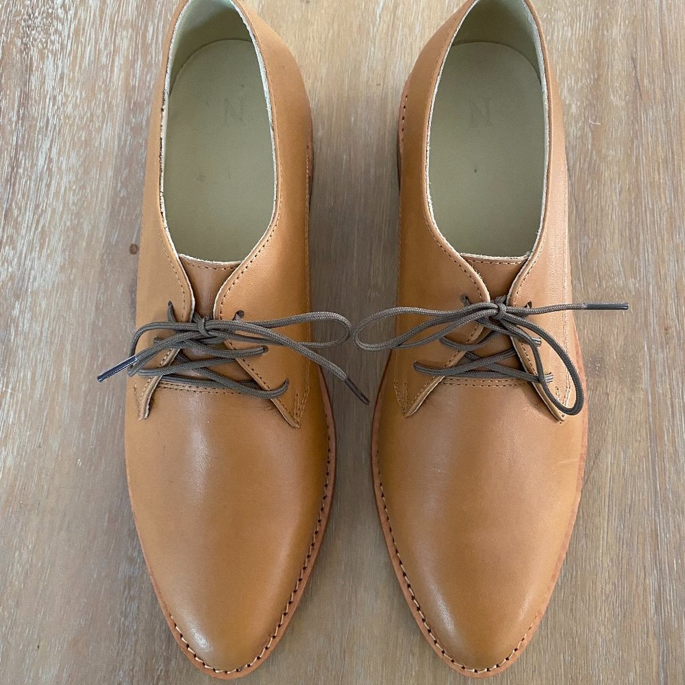 Nisolo James Oxford in almond, women's size 7